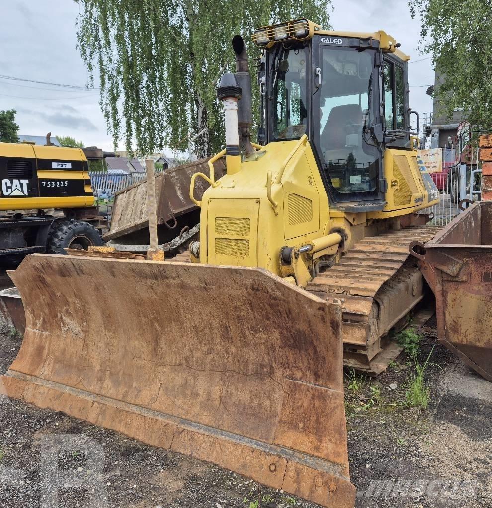 Komatsu D 51 EX-22 Vikšriniai buldozeriai