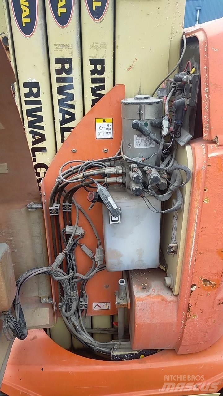JLG T10E Kiti keltuvai ir platformos