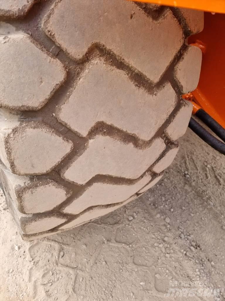Doosan DL 300-3 Naudoti ratiniai krautuvai