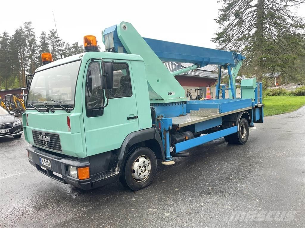 MAN L200 4x2-4300 Ant vilkikų montuojamos kėlimo platformos