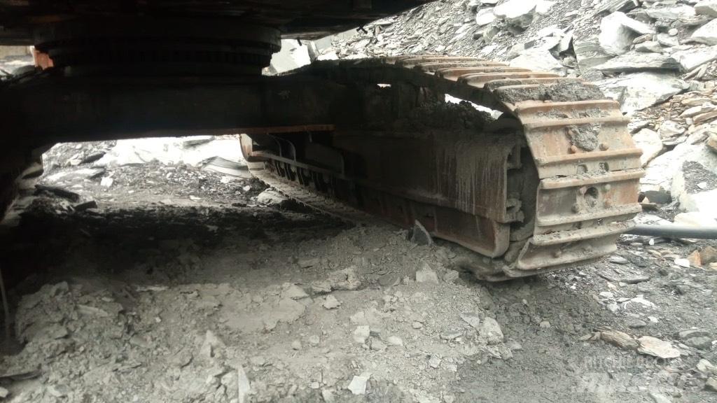 CAT 352 F Vikšriniai ekskavatoriai