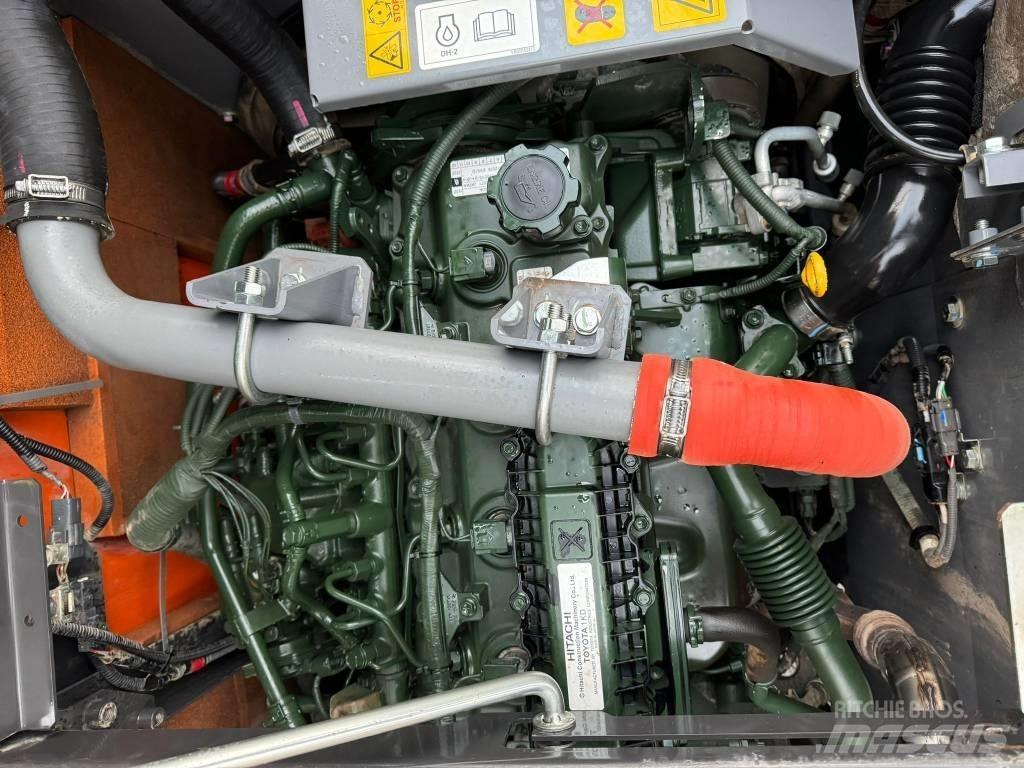 Hitachi ZX 130-7 Vikšriniai ekskavatoriai