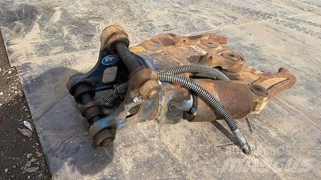 Kobelco SK30UR-6 Griovimo ekskavatoriai
