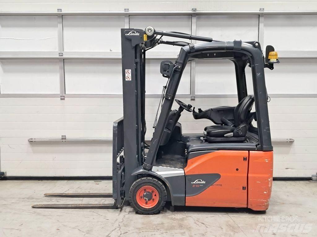 Linde E15-02 Elektriniai šakiniai krautuvai
