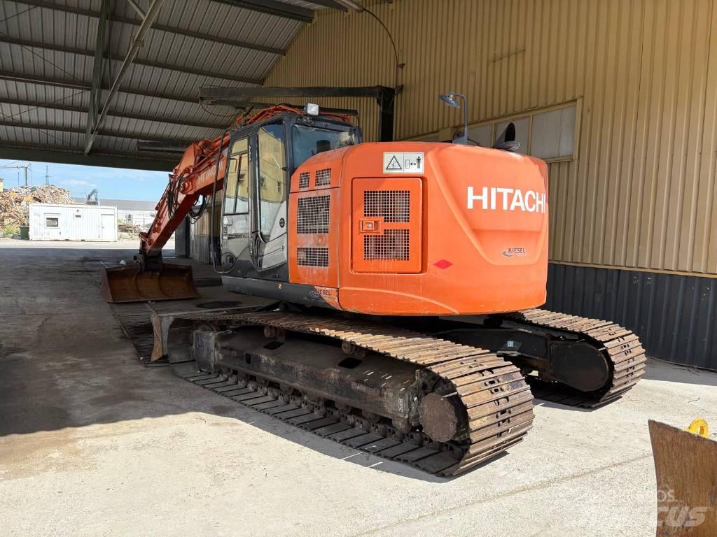 Hitachi ZX 225 Vikšriniai ekskavatoriai