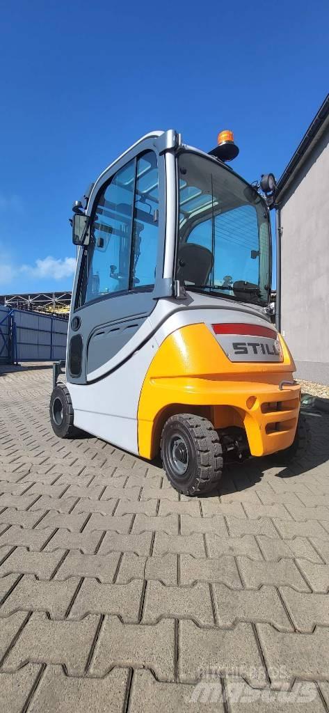 Still RX 20-20 Elektriniai šakiniai krautuvai