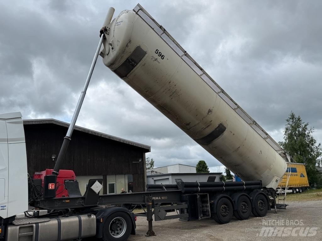 Spitzer SK 2760 CAL Cisternos puspriekabės