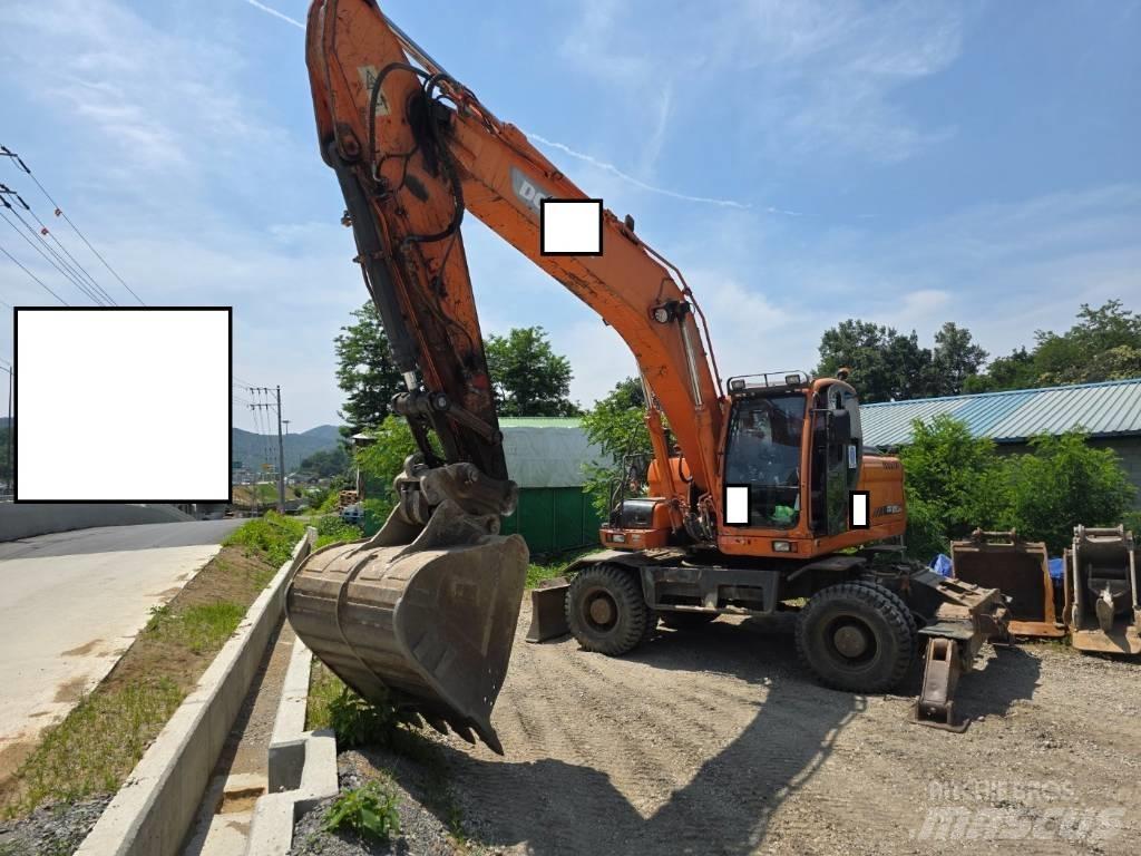 Doosan DX 210 W Ratiniai ekskavatoriai
