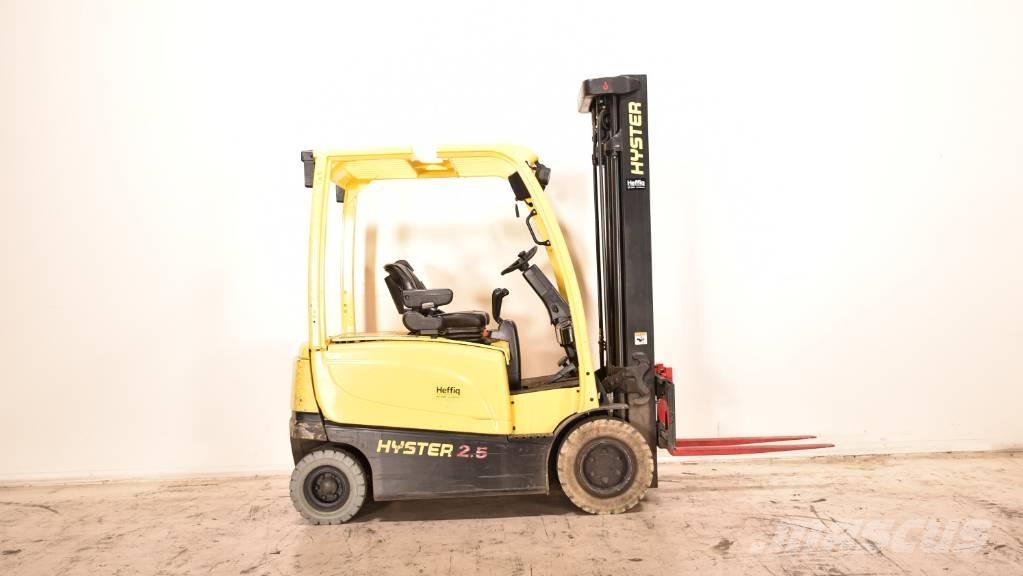 Hyster J2.5XN Elektriniai šakiniai krautuvai