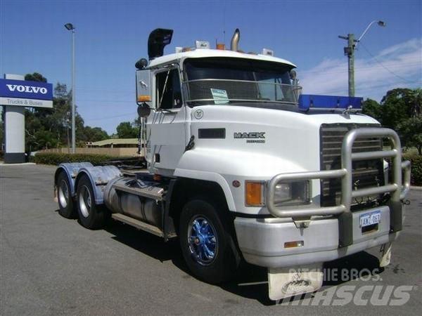 Mack Fleetliner Naudoti vilkikai