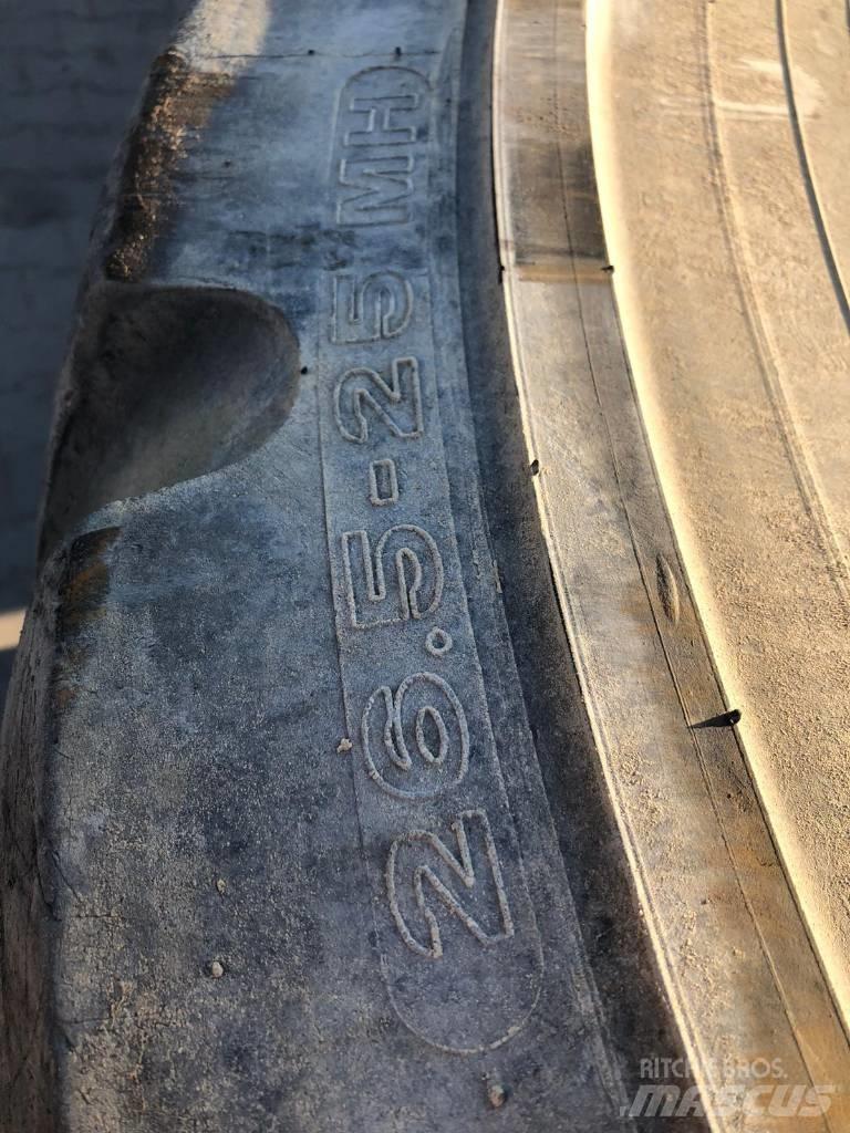 Michelin 26.5-25 MH Padangos, ratai ir ratlankiai