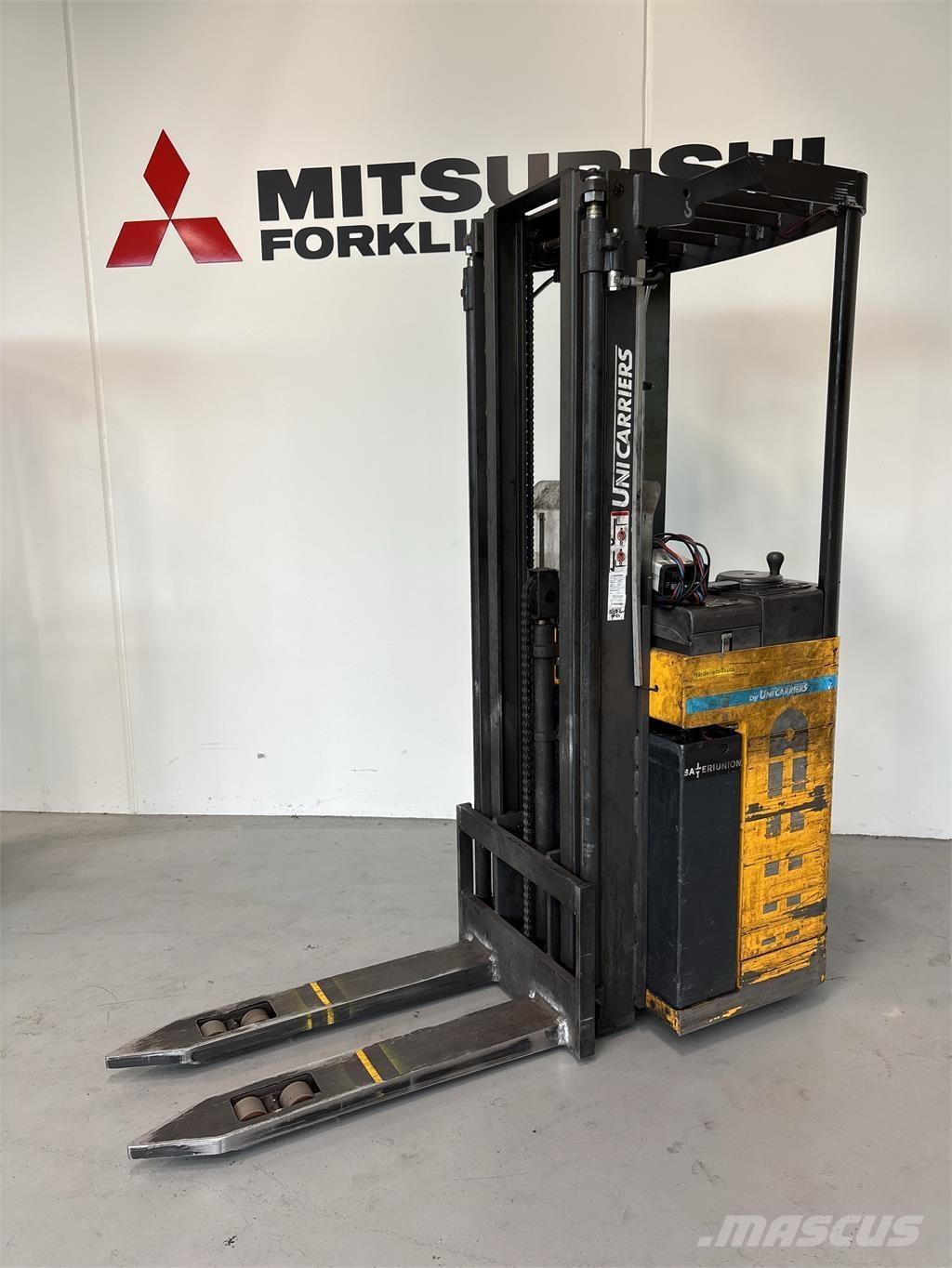 Atlet A160 Savaeigiai rietuvai