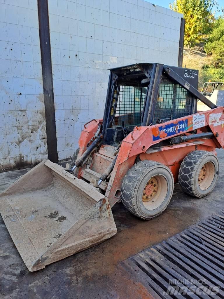 Fiat-Hitachi SL55B Krautuvai su šoniniu pasukimu