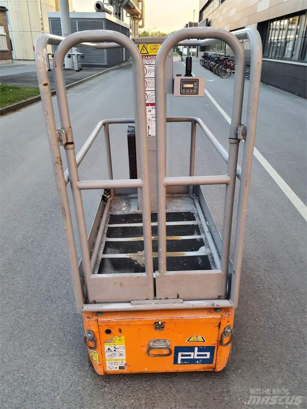 Manitou 60 V (01206) Vertikalūs stiebiniai keltuvai