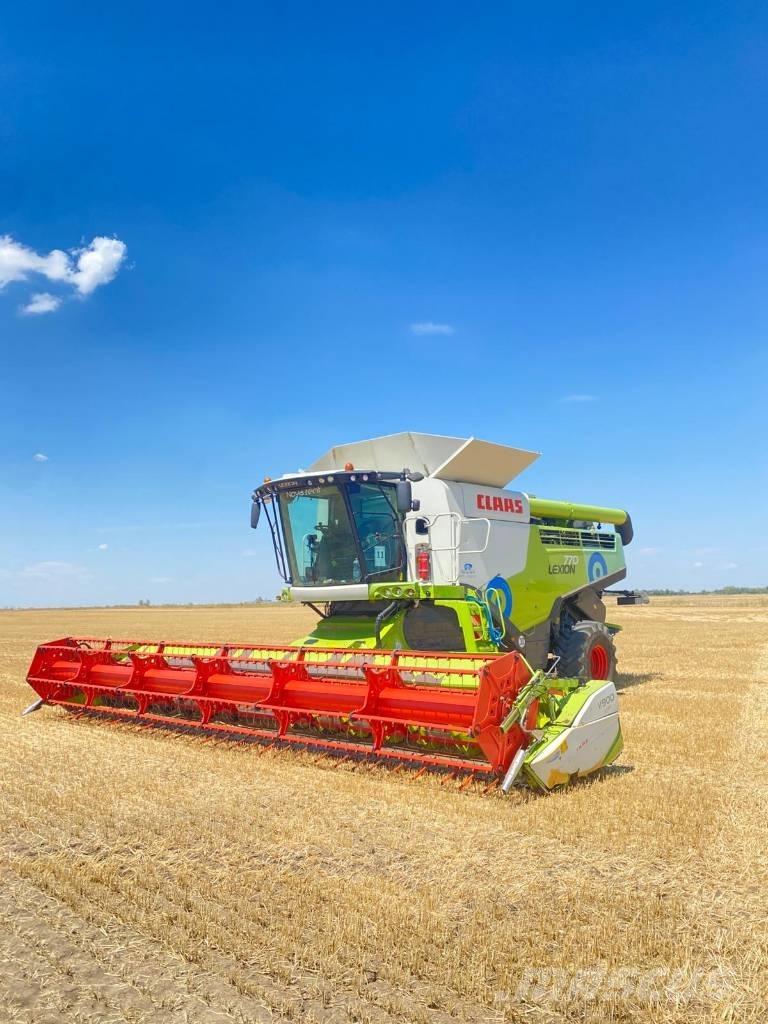 CLAAS Lexion 770 TT Derliaus nuėmimo kombainai