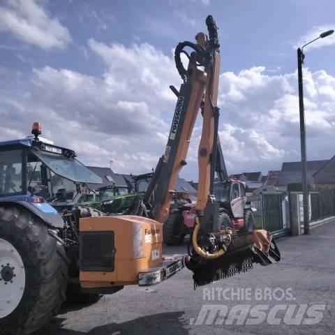 Rousseau FULGOR 850 Ganyklų šienapjovės / rėžtuvės
