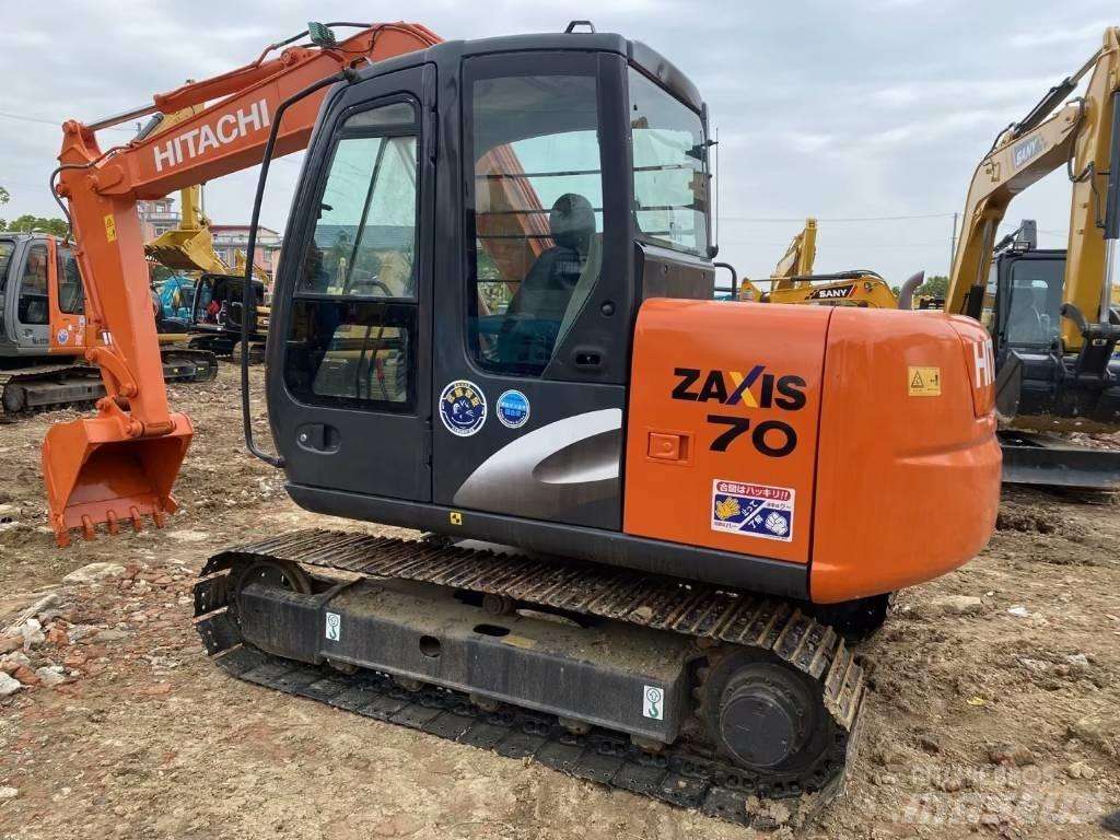 Hitachi ZX 70 Vikšriniai ekskavatoriai