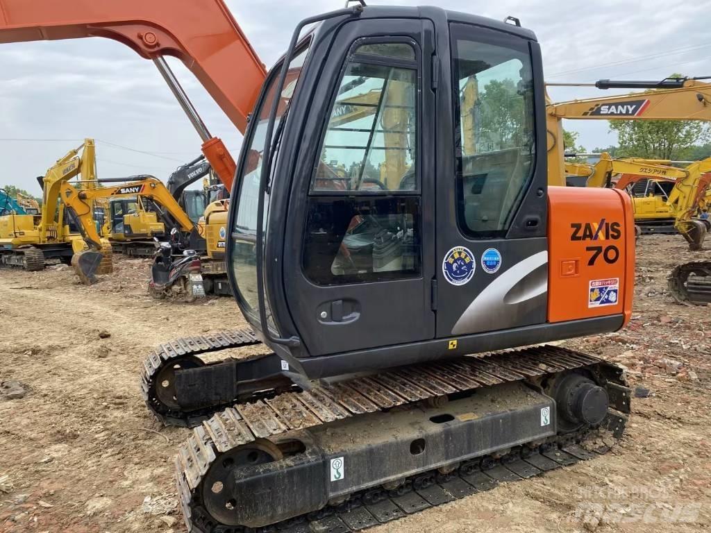 Hitachi ZX 70 Vikšriniai ekskavatoriai