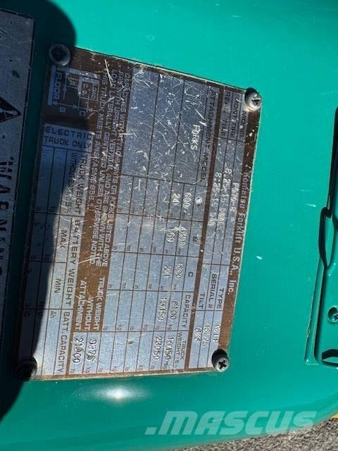 Komatsu FG 70 Šakiniai krautuvai su prailgintu keltuvu