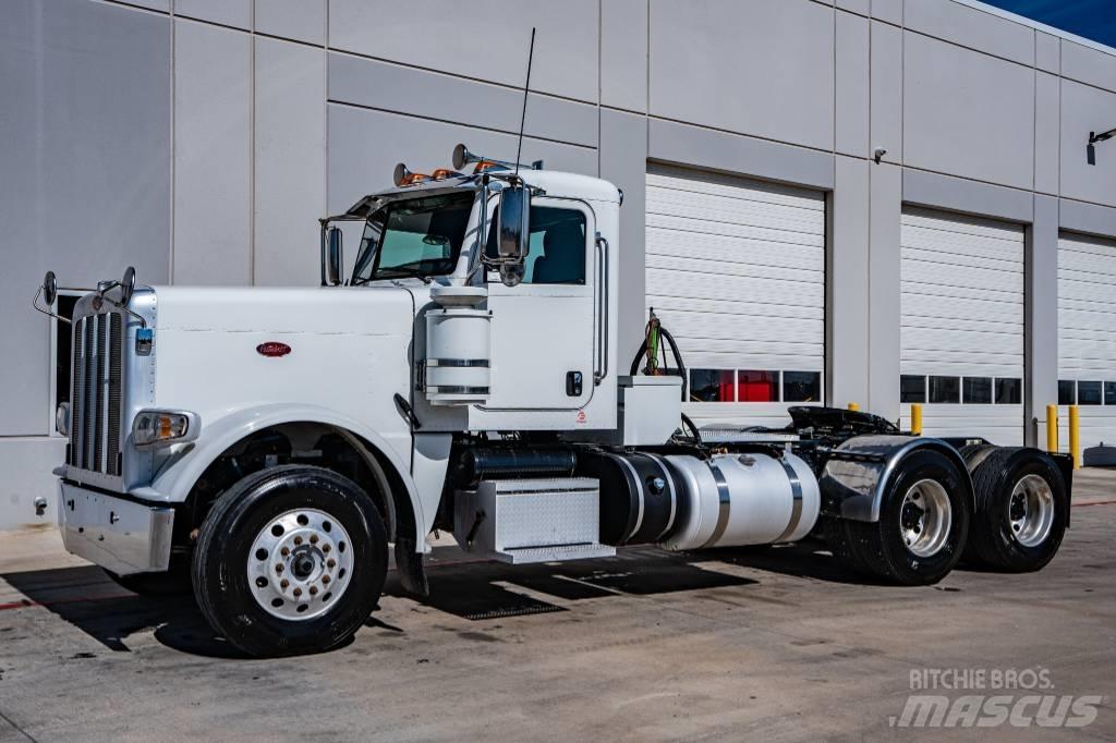 Peterbilt 389 Naudoti vilkikai