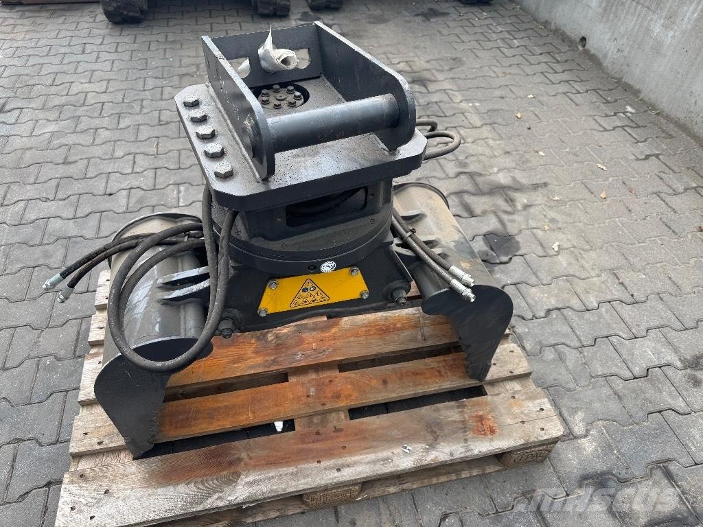 Mustang GRP 150 CH Griebtuvai