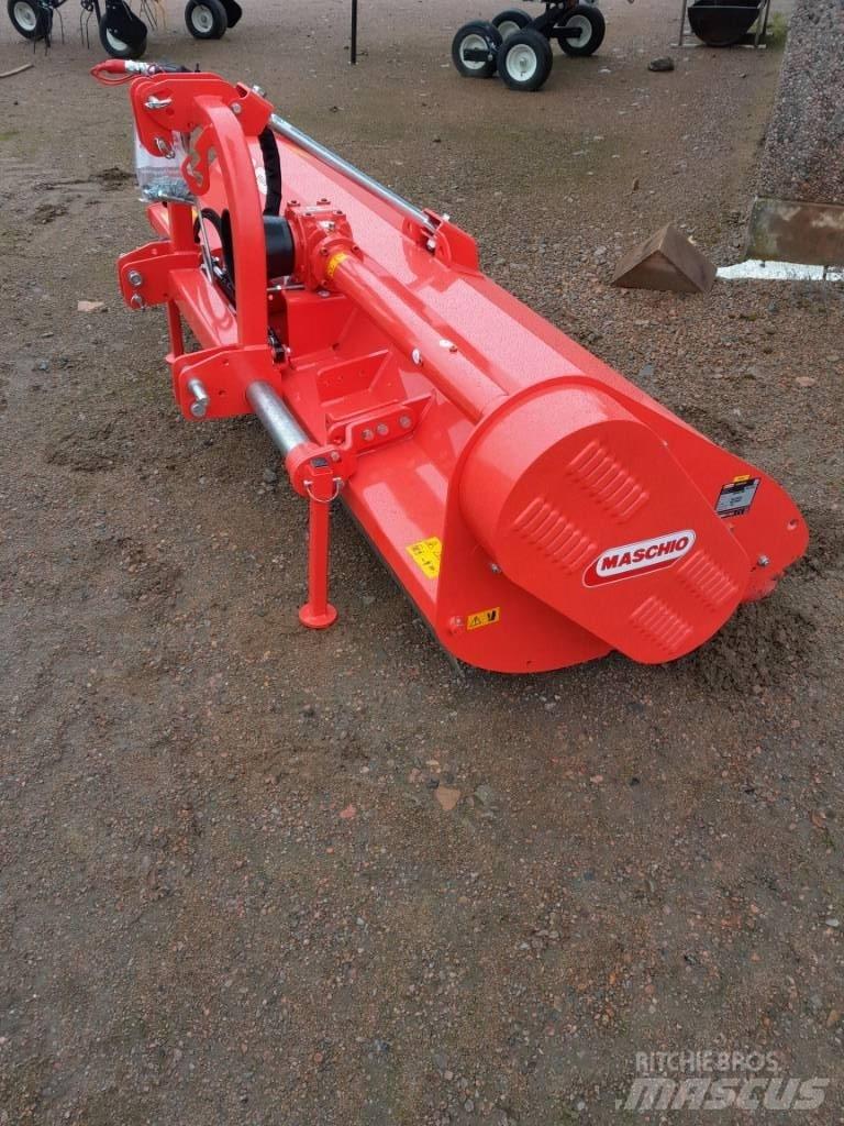 Maschio Brava 250 L Ganyklų šienapjovės / rėžtuvės