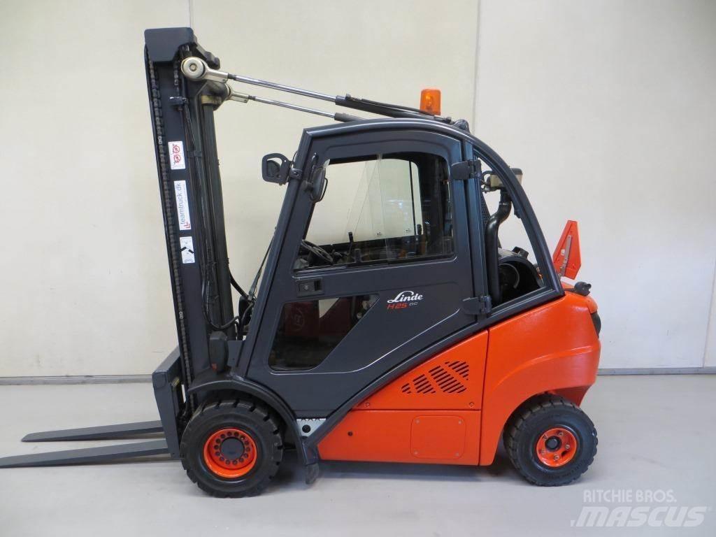 Linde H25T LPG (dujiniai) krautuvai