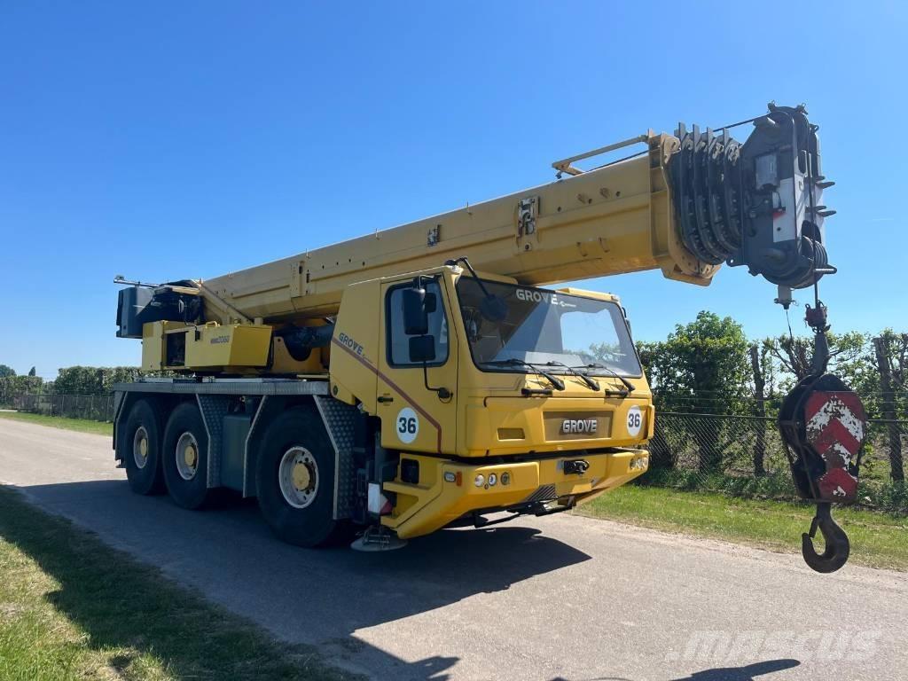 Grove GMK 3060 Visureigiai kranai