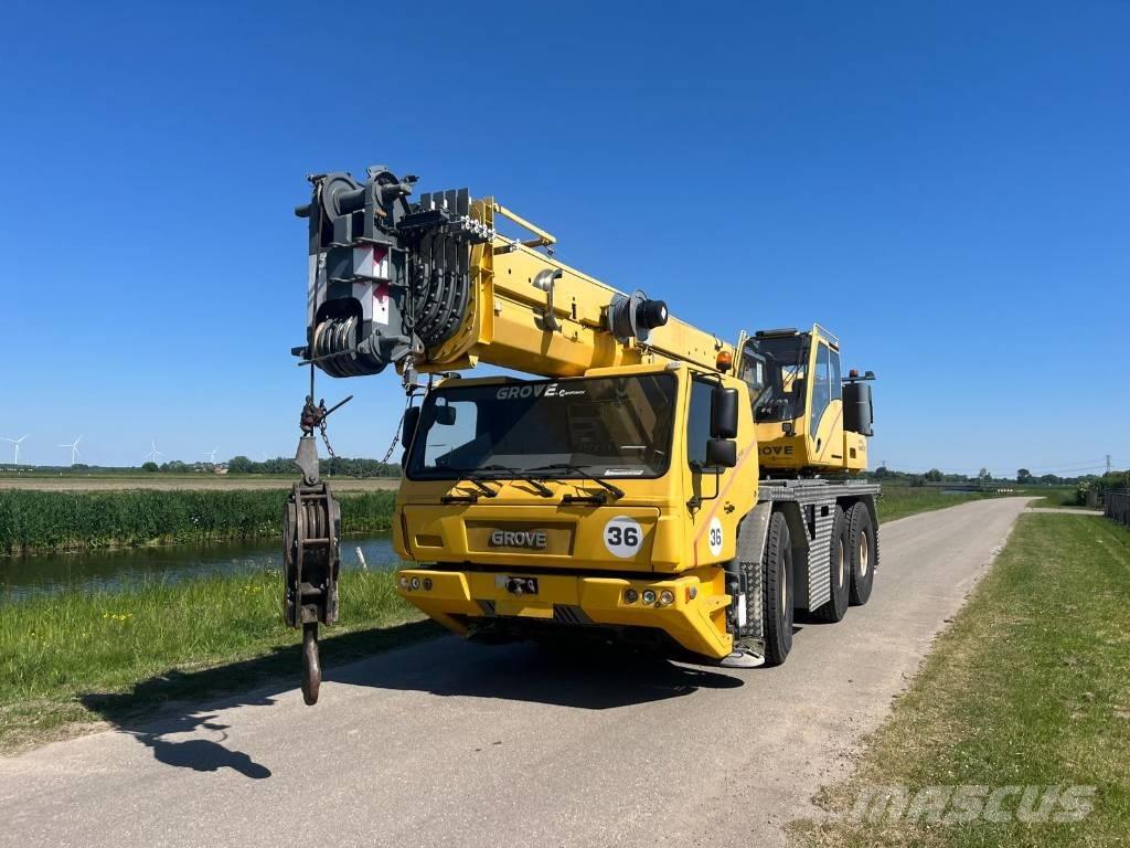 Grove GMK 3060 Visureigiai kranai