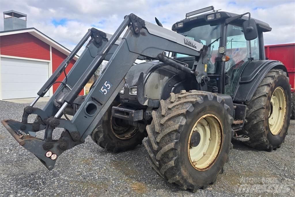 Valtra N141 HiTech Traktoriai