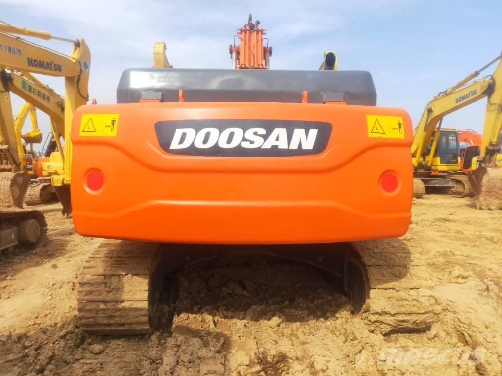 Doosan DX260LC Vikšriniai ekskavatoriai