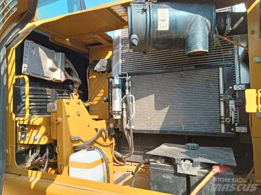 CAT 315D2GC Vikšriniai ekskavatoriai