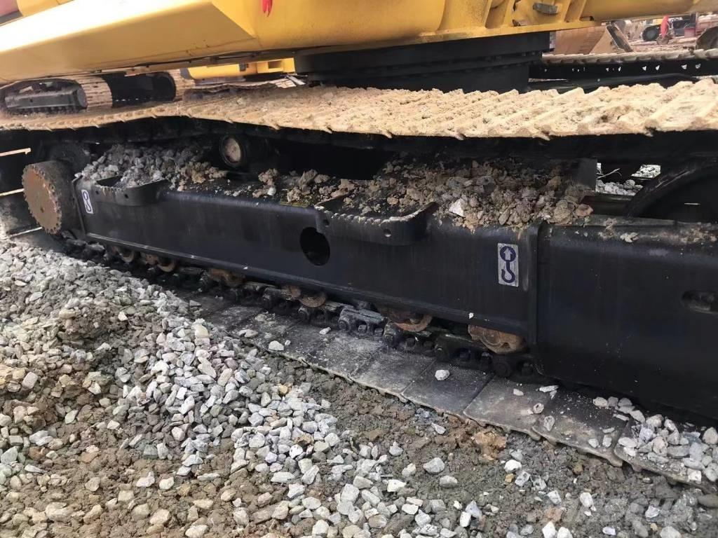 Komatsu PC 110 Vikšriniai ekskavatoriai