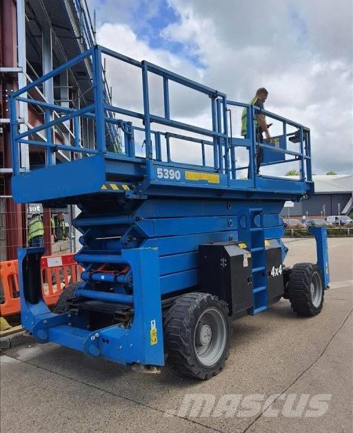 Genie GS 5390 RT Žirkliniai keltuvai