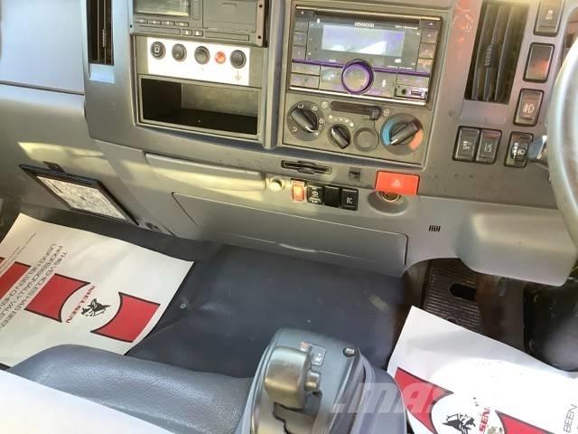 Isuzu N 75.150 Savivarčių priekabų vilkikai