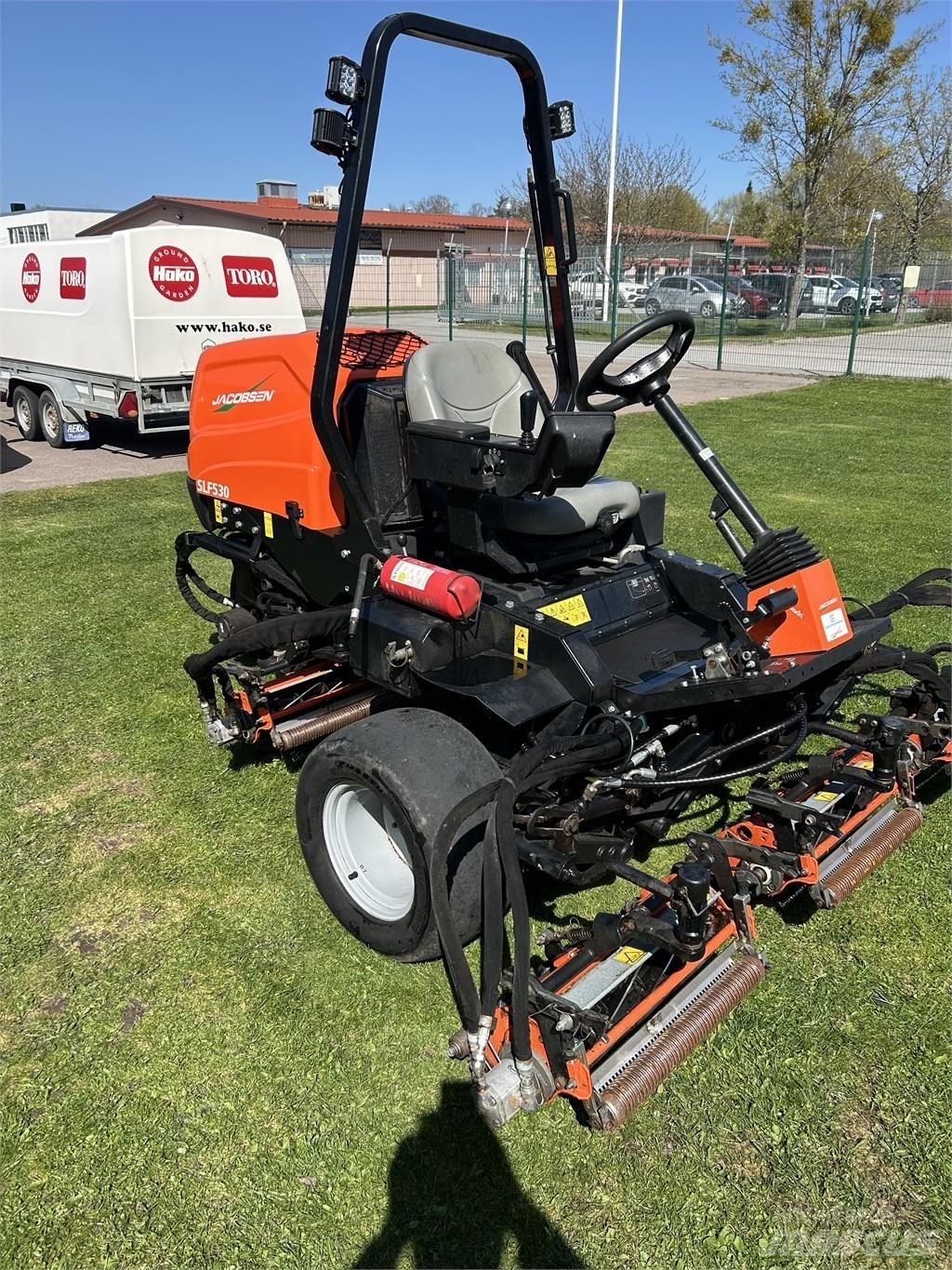 Jacobsen SLF530 Savaeigės žoliapjovės