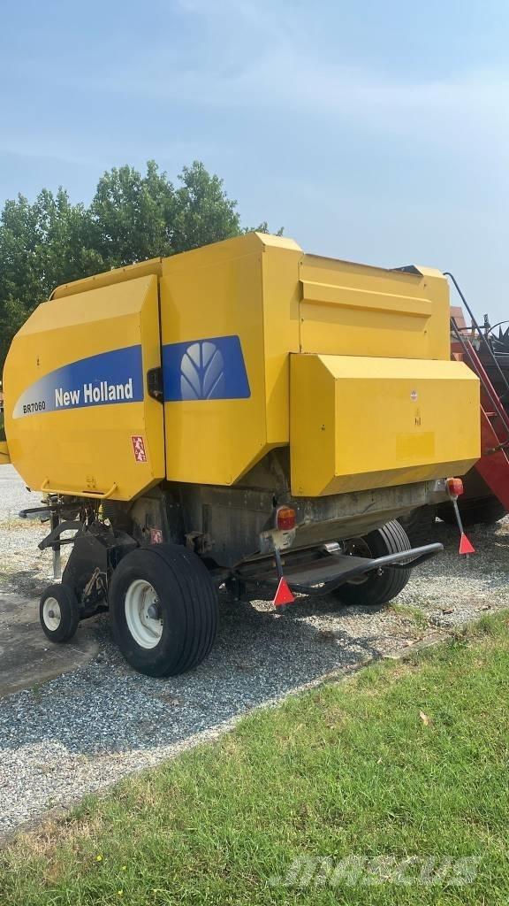 New Holland BR 7060 Ritinių presai