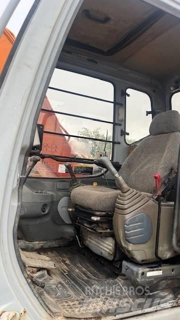 Hitachi EX 120-5 Vikšriniai ekskavatoriai