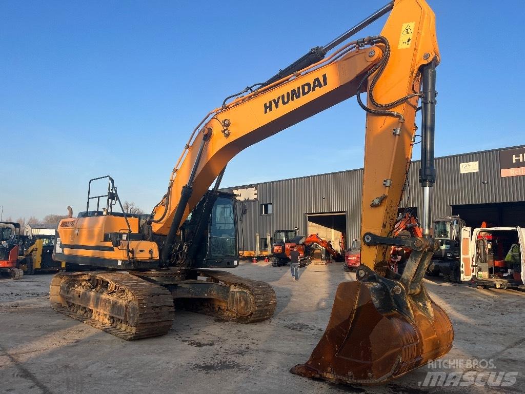 Hyundai HX 330 L Vikšriniai ekskavatoriai