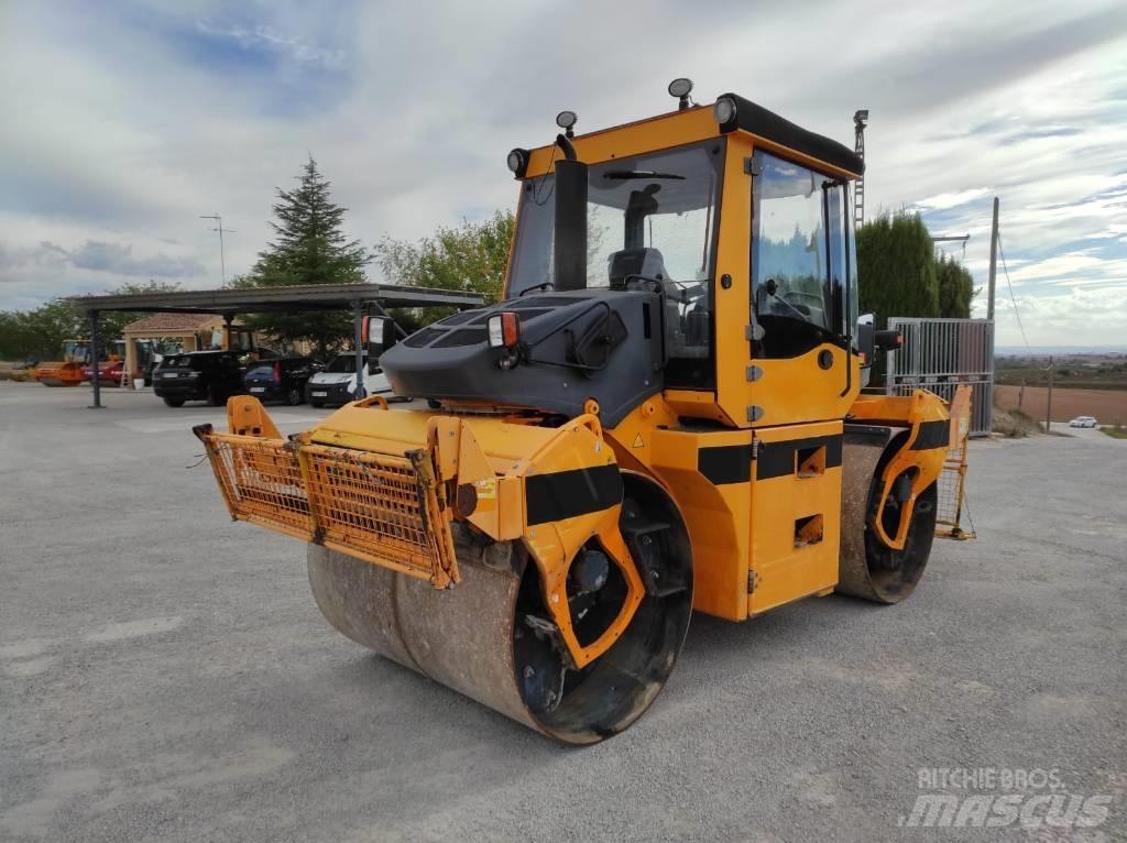 Bomag BW 174 A P Porinių būgnų volai