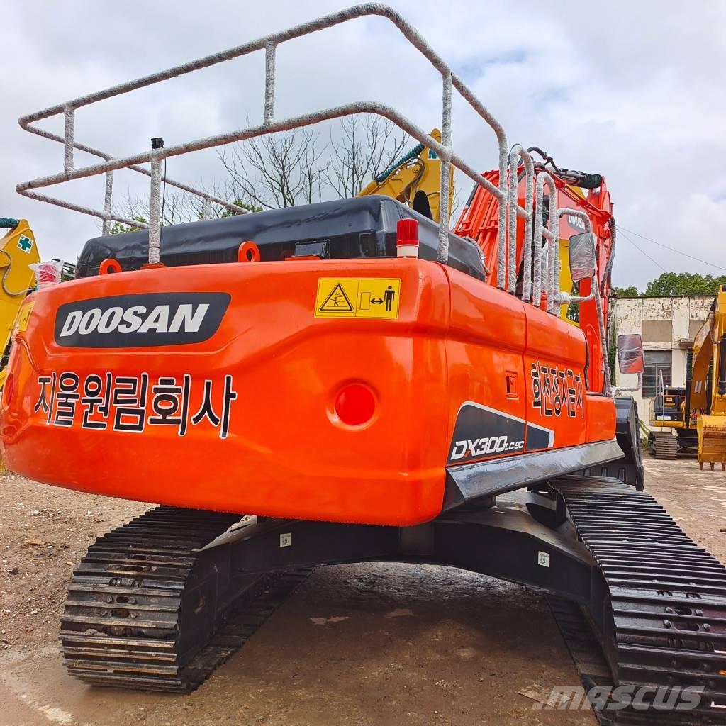Doosan DX 300LC-9C Vikšriniai ekskavatoriai