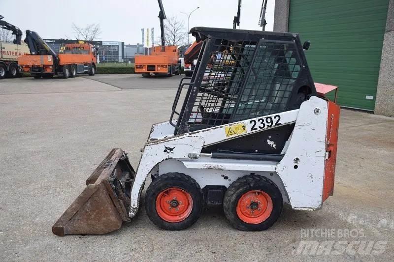 Bobcat S70 Krautuvai su šoniniu pasukimu