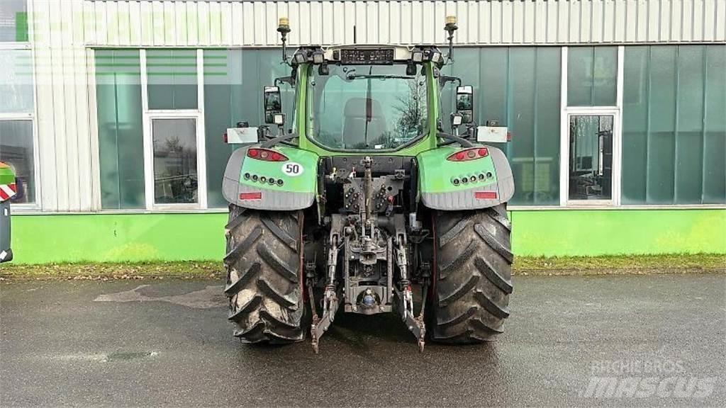 Fendt 724 vario s4 Traktoriai