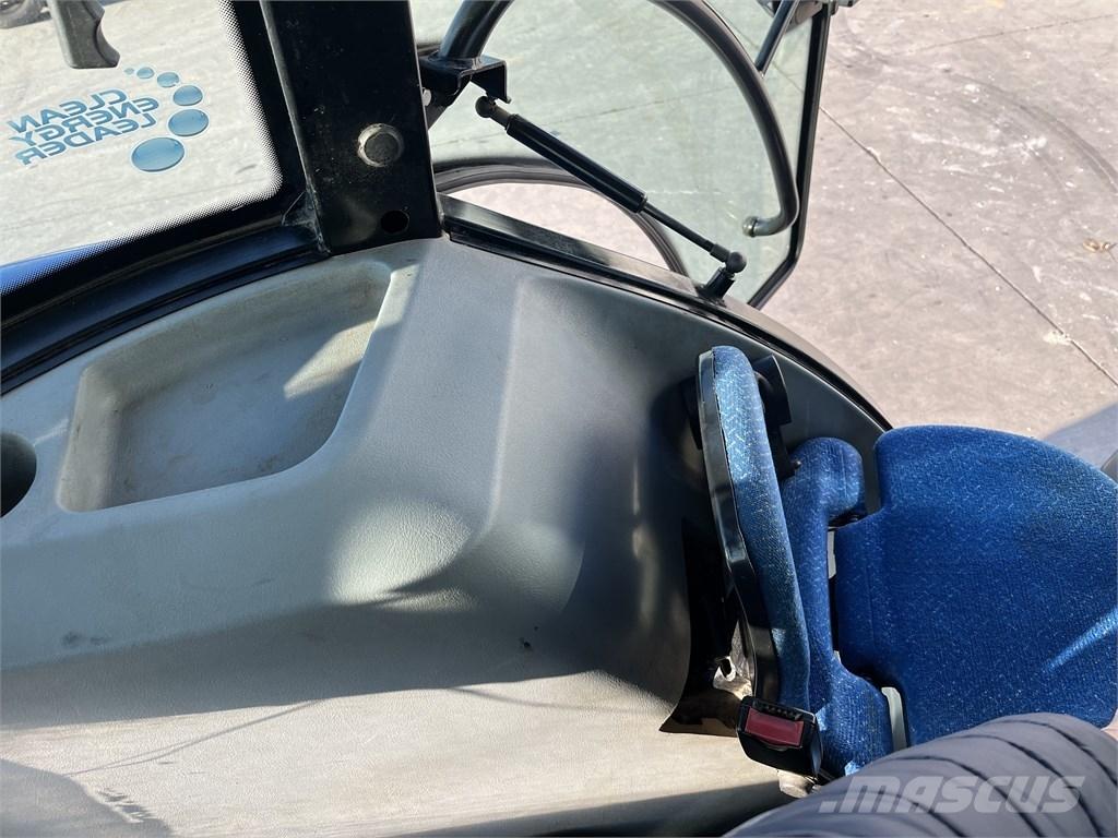 New Holland TD 5.95 Traktoriai