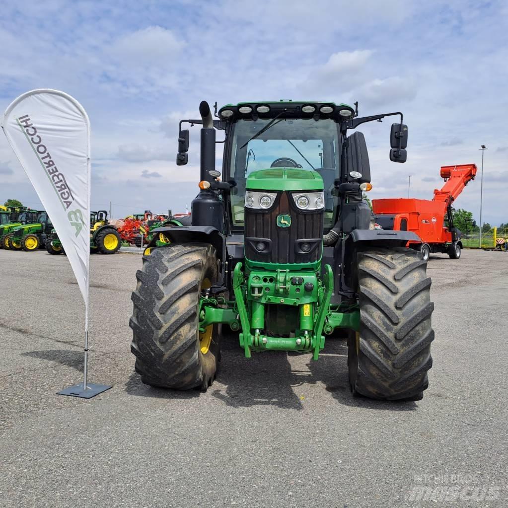 John Deere 6230 Traktoriai