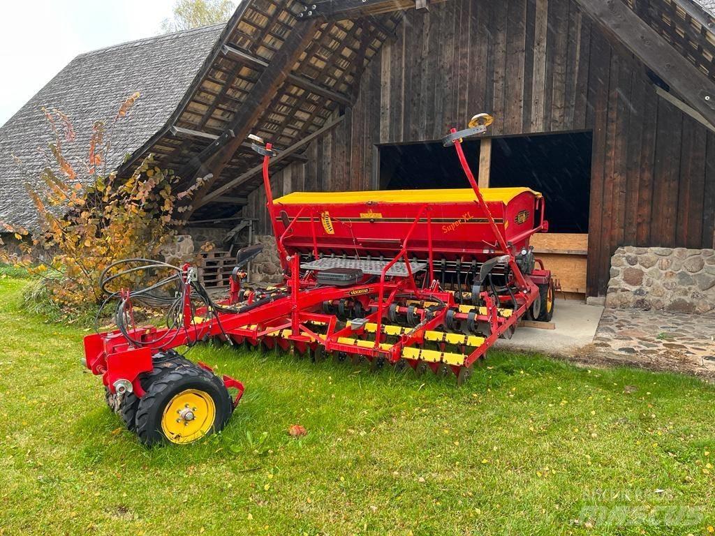 Väderstad Rapid400C Sėjamieji kombainai