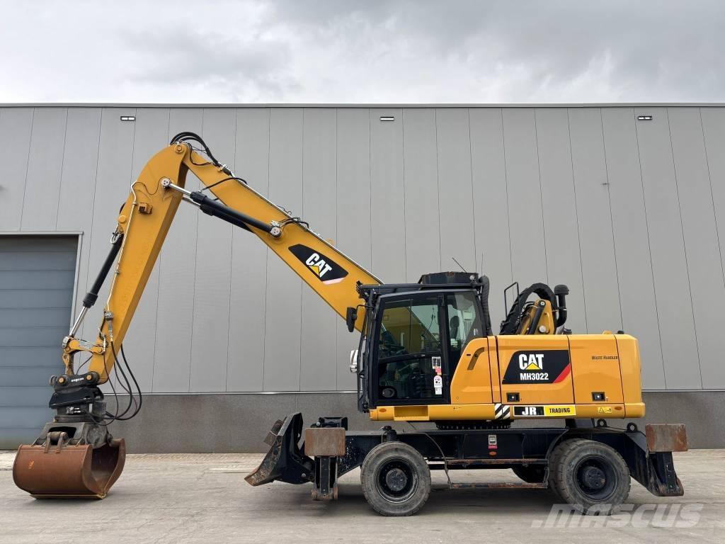 CAT MH 3022 Atliekų / pramoniniai krautuvai