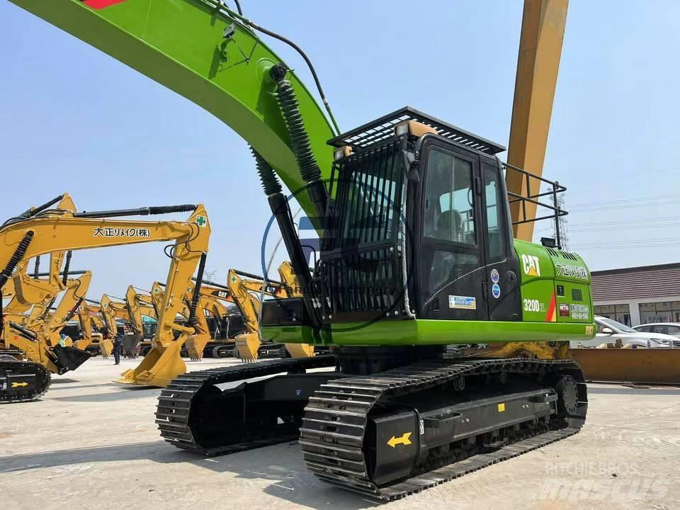 CAT 320 D 2 Vikšriniai ekskavatoriai