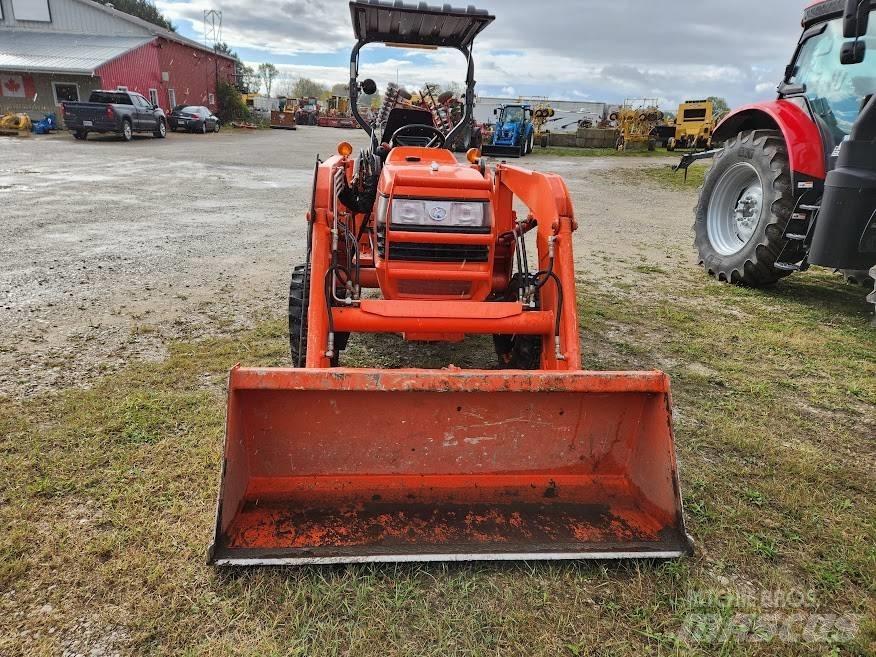 Kubota L 3400 DT Traktoriai