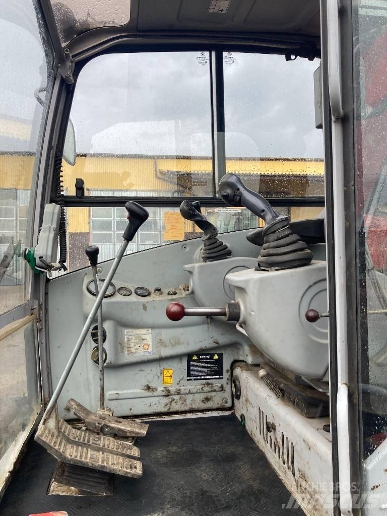 Neuson 8003 Vidutinės galios ekskavatoriai 7-12 t